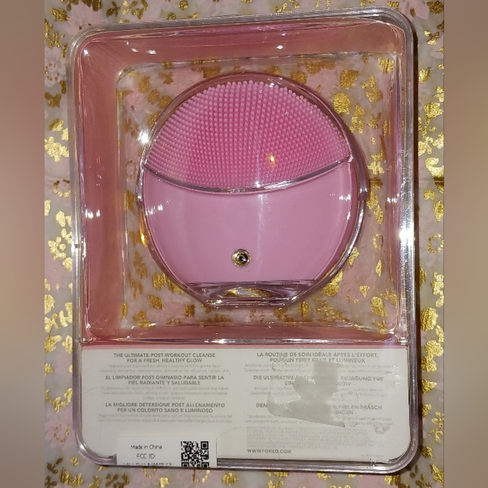 ✨️SEALED✨️ FOREO LUNA Mini 3 Sonic Facial Deep Cleansing Brush + Massager - Picture 12 of 16